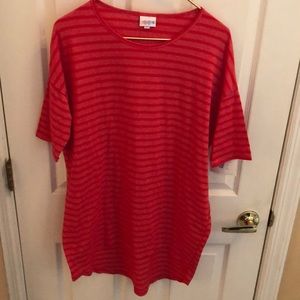 LuLaRoe Short Sleeve HiLo Top Sz XS